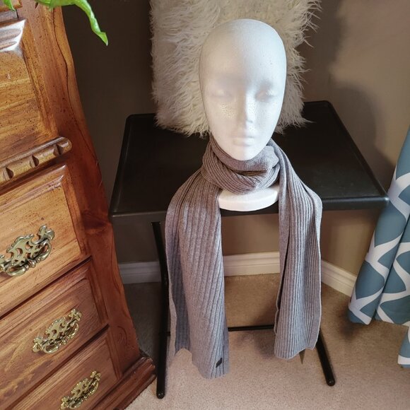 NWT All Saints 100% Merino Wool Gray Marl Rib Knit Scarf - Picture 4 of 8